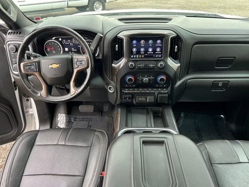 Used 2019 Chevrolet Silverado 1500 High Country w/ Technology Package image 13