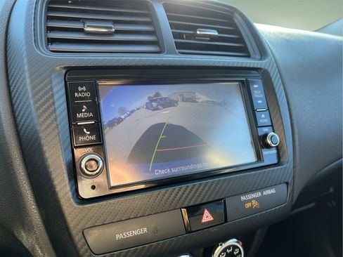 Used 2018 Mitsubishi Outlander Sport ES image 17