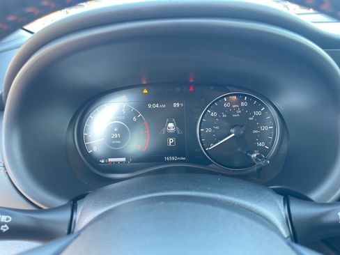 Used 2024 Nissan Kicks SR w/ SR Premium Package image 4