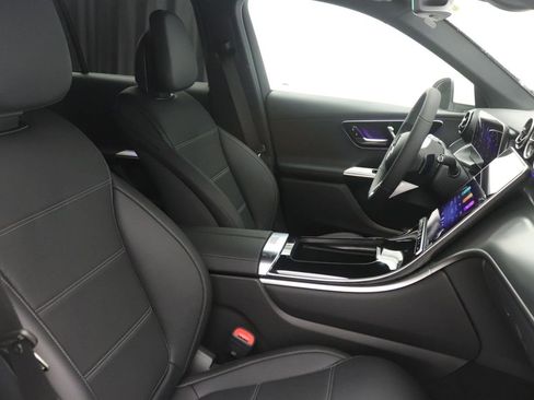 New 2026 Mercedes-Benz GLC 300 image 9