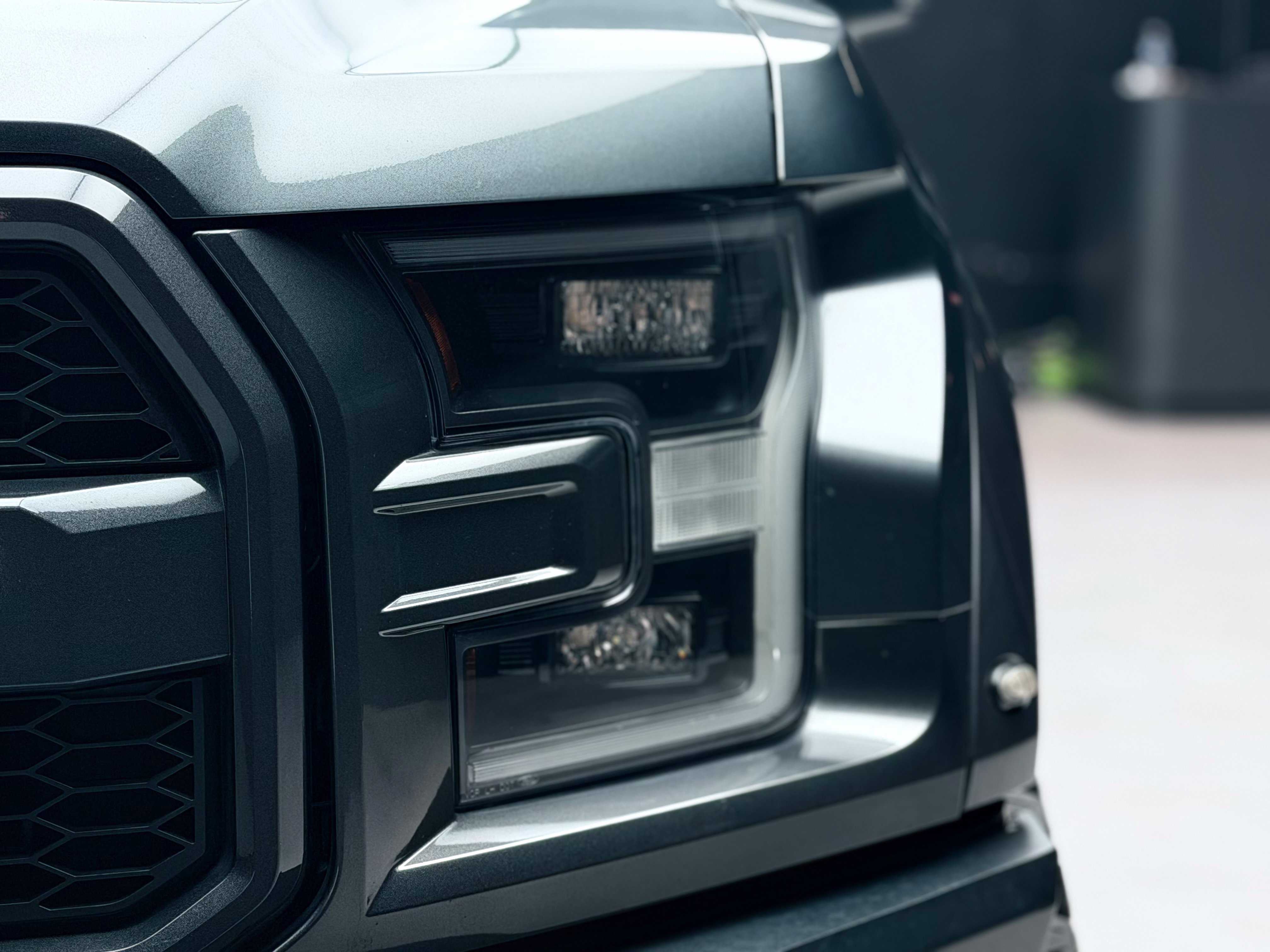 Used 2020 Ford F150 Raptor w/ Equipment Group 802A Luxury AWD/4WD image 13