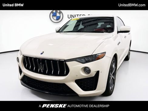Used 2021 Maserati Levante image 1