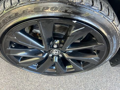 Used 2020 Toyota Corolla SE FWD image 42