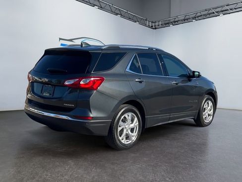 Used 2021 Chevrolet Equinox Premier image 3