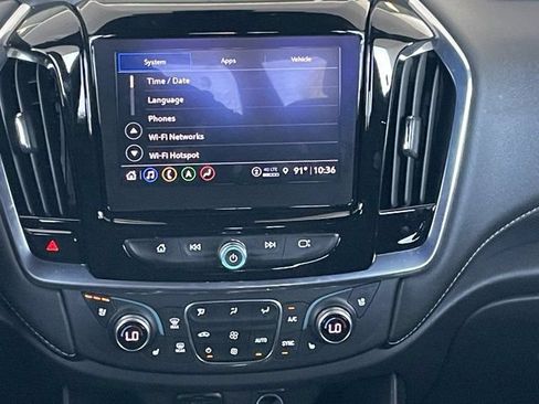 Used 2023 Chevrolet Traverse Premier AWD/4WD image 13