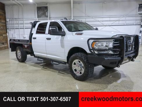 Used 2024 RAM 2500 Tradesman w/ Chrome Appearance Group AWD/4WD image 2