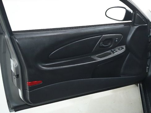 Used 2004 Chevrolet Monte Carlo SS w/ Preferred Equipment Group image 19