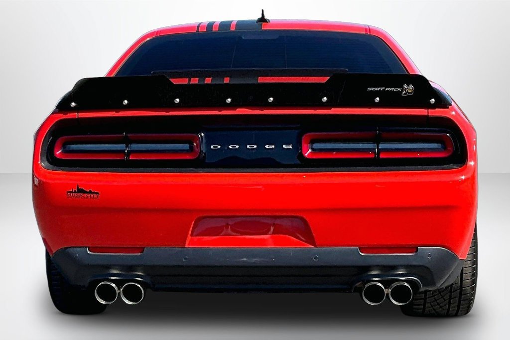 Used 2022 Dodge Challenger R/T Scat Pack RWD image 7