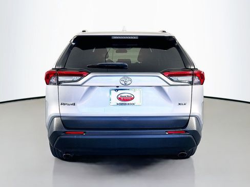 Certified 2019 Toyota RAV4 XLE Premium FWD image 6