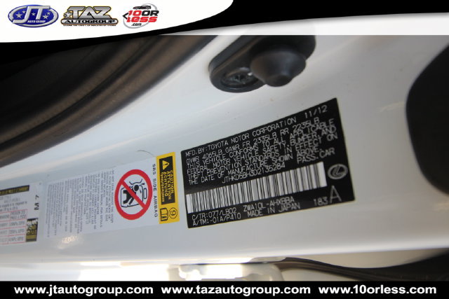 Used 2013 Lexus CT 200h w/ Premium Pkg w/Backup Camera FWD image 17