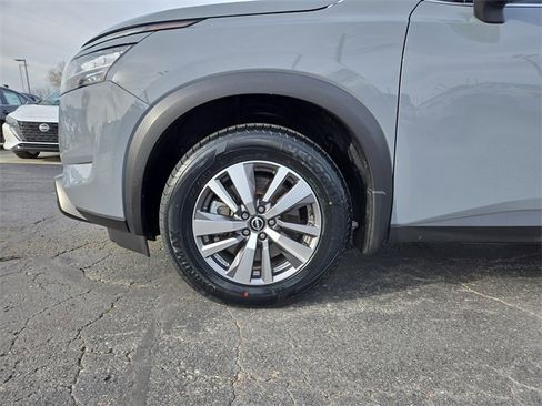 Certified 2023 Nissan Pathfinder SL image 37