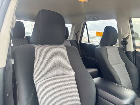 Used 2017 Toyota 4Runner SR5 image 16