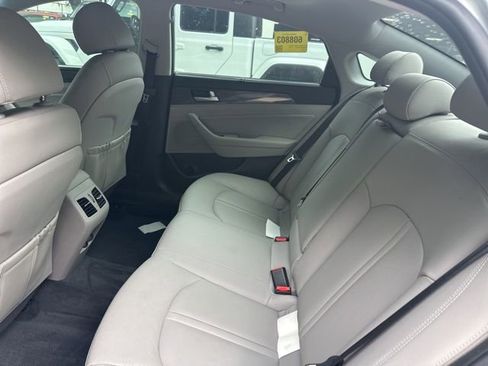 Used 2018 Hyundai Sonata Limited w/ Ultimate Package 02 image 34