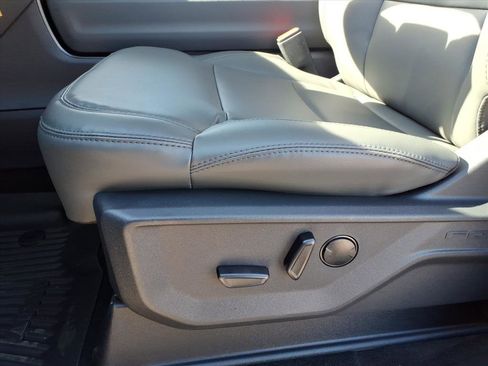 New 2026 Ford Expedition Max Active image 15