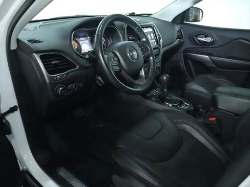 Certified 2021 Jeep Cherokee Limited w/ Elite Package image 18