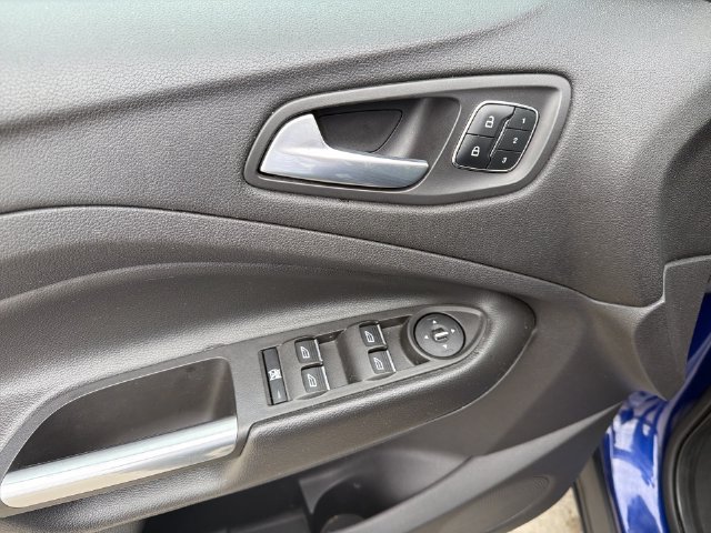 Used 2014 Ford Escape Titanium w/ Equipment Group 401A FWD image 16