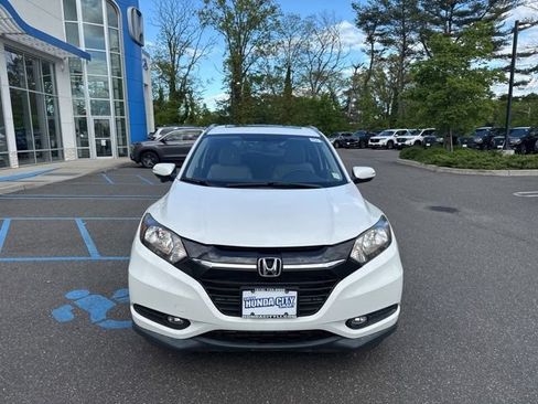 Used 2017 Honda HR-V EX-L image 3