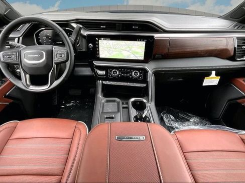New 2026 GMC Sierra 2500 Denali Ultimate w/ Max Trailering Package AWD/4WD image 6