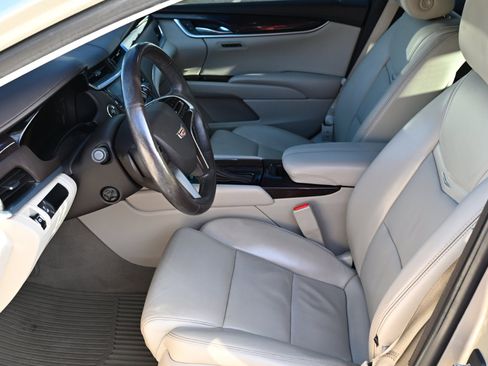 Used 2016 Cadillac XTS Luxury w/ Driver Awareness Package image 12