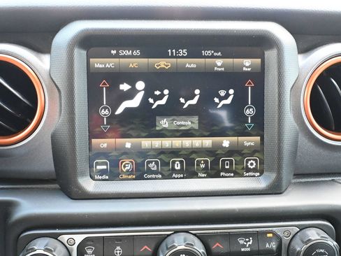 Used 2022 Jeep Gladiator Mojave w/ Cold Weather Group AWD/4WD image 16