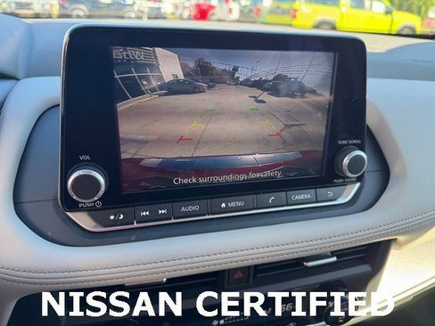 Certified 2025 Nissan Rogue SV image 14
