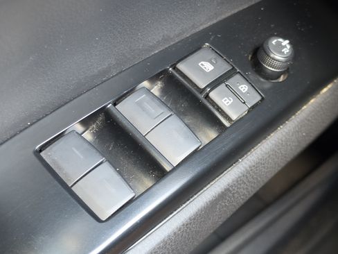 Used 2025 Toyota Camry SE w/ Multimedia Upgrade Package FWD image 13