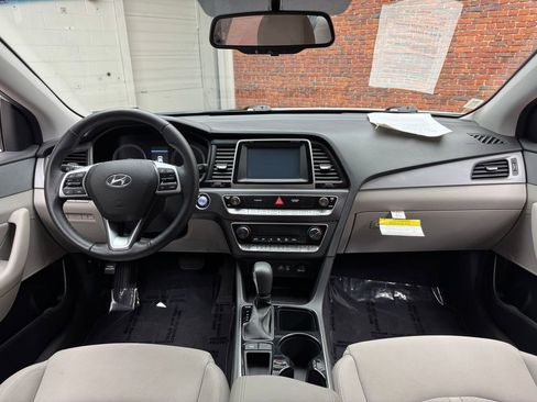 Used 2019 Hyundai Sonata SEL FWD image 11
