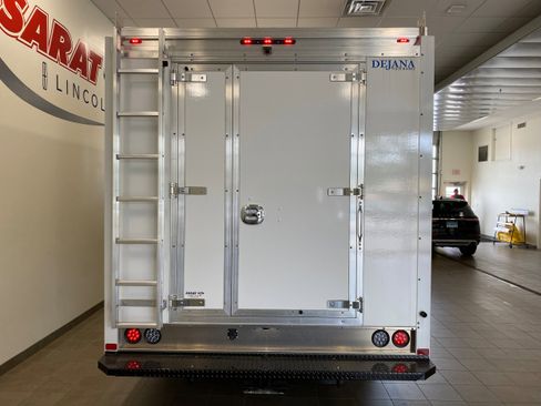 New 2026 Ford E-450 and Econoline 450 Super Duty w/ Power Equipment Group image 8