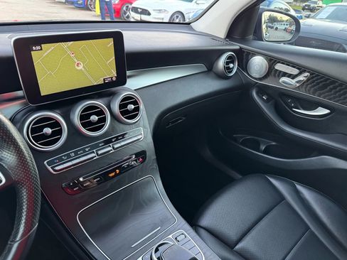 Used 2016 Mercedes-Benz GLC 300 4MATIC image 37