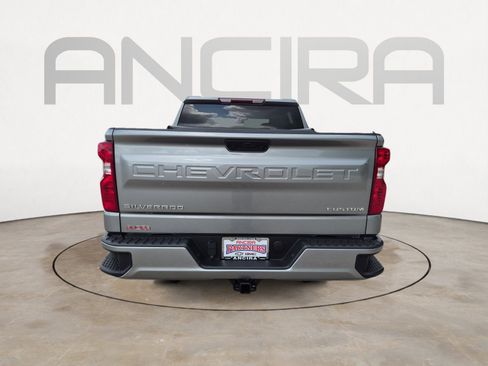 Used 2025 Chevrolet Silverado 1500 Custom RWD image 9