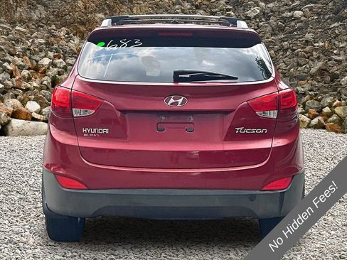 Used 2011 Hyundai Tucson GLS FWD image 4