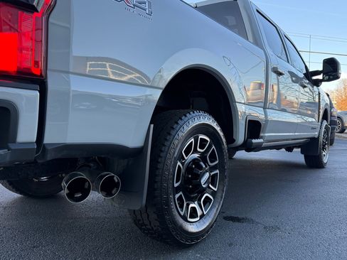 Used 2025 Ford F250 Platinum image 22