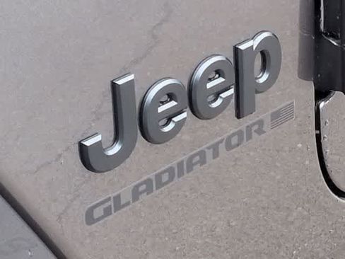 New 2026 Jeep Gladiator Sport image 12