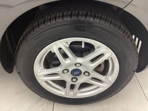 Used 2019 Ford Fiesta SE image 47
