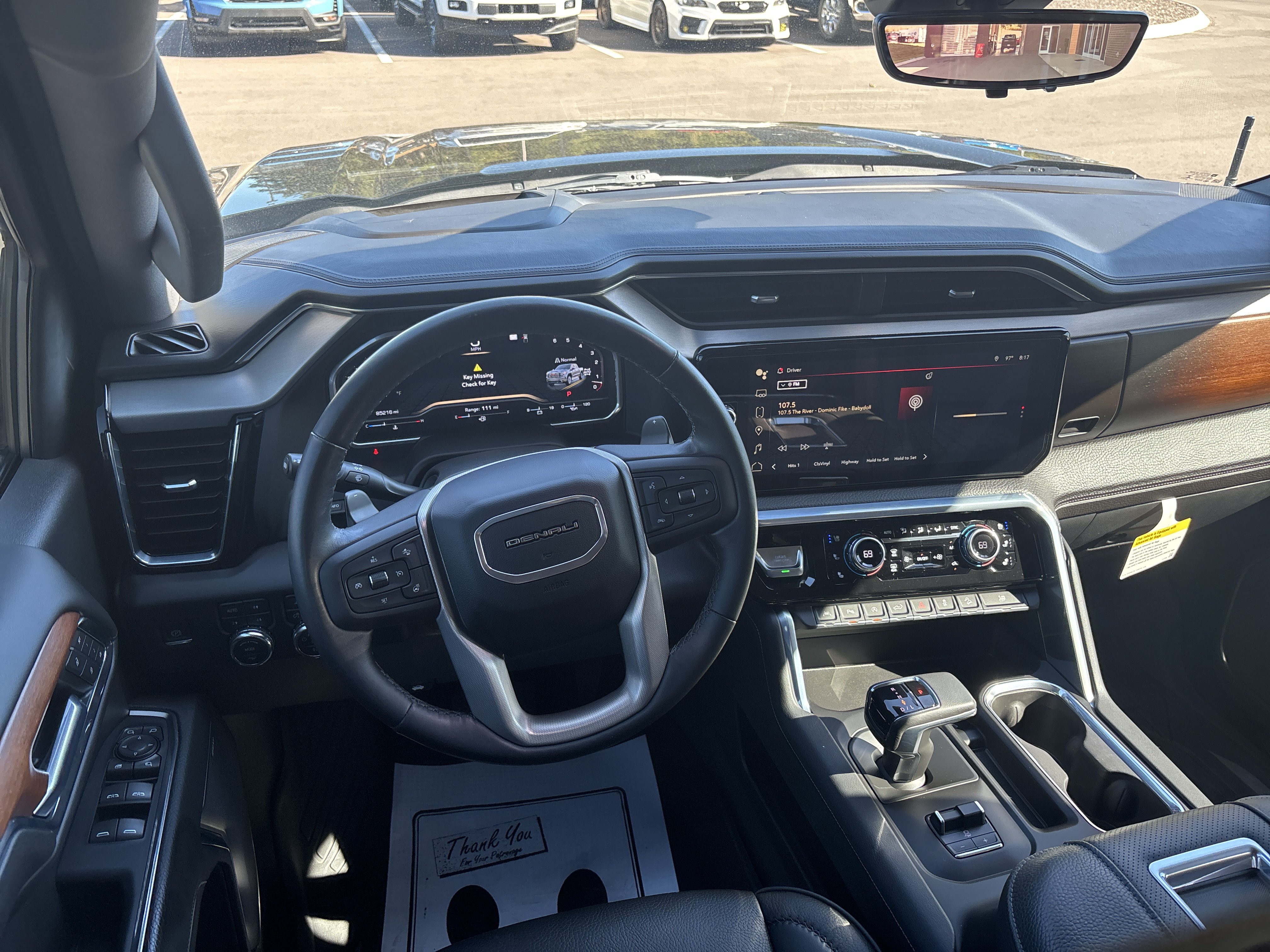 Used 2022 GMC Sierra 1500 Denali w/ Denali Reserve Package AWD/4WD image 9