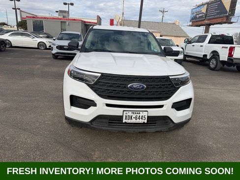 Used 2020 Ford Explorer 2WD image 2
