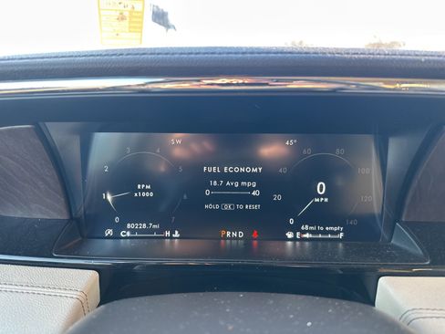 Used 2021 Lincoln Navigator Reserve image 9