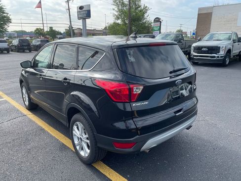 Used 2019 Ford Escape SE w/ Ford Safe & Smart Package AWD/4WD image 7