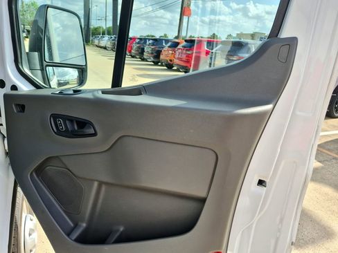 Used 2022 Ford Transit 350 Medium Roof RWD image 22