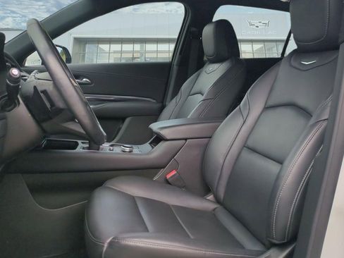 Certified 2023 Cadillac XT4 Luxury w/ Cold Weather Package image 14