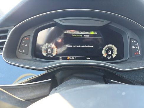 Used 2023 Audi Q8 Premium Plus image 13