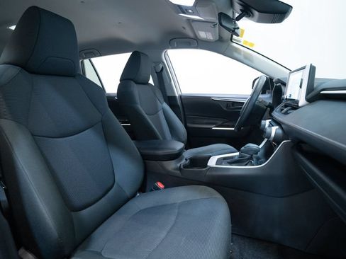 Certified 2023 Toyota RAV4 LE AWD/4WD image 15