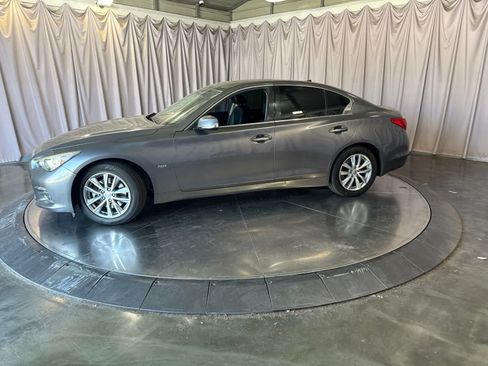 Used 2017 INFINITI Q50 2.0t w/ Moonroof Package AWD/4WD image 8