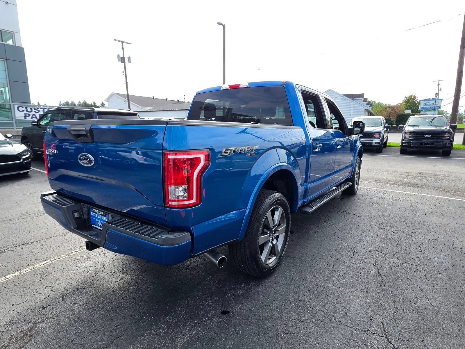 Used 2016 Ford F150 XLT w/ Equipment Group 301A Mid AWD/4WD image 4