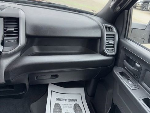 Used 2024 RAM 3500 Tradesman w/ Chrome Appearance Group image 15