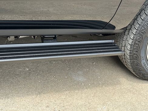 New 2026 GMC Yukon XL AT4 Ultimate w/ LPO, Floor Liner Package AWD/4WD image 18