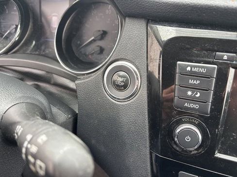 Used 2018 Nissan Rogue SV w/ Premium Package image 20