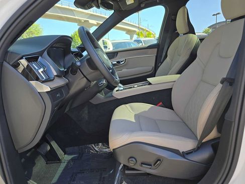 Used 2026 Volvo XC90 B6 Plus w/ Protection Package Premier AWD/4WD image 20