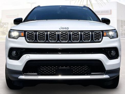 Used 2025 Jeep Compass Limited AWD/4WD image 24