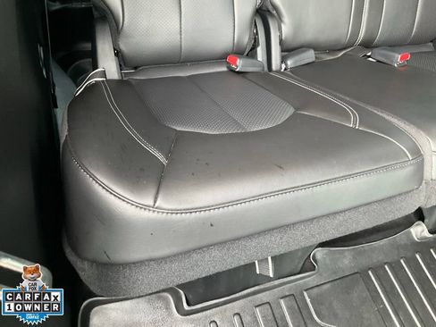 Used 2023 Chrysler Pacifica Touring-L w/ S Appearance Package FWD image 61